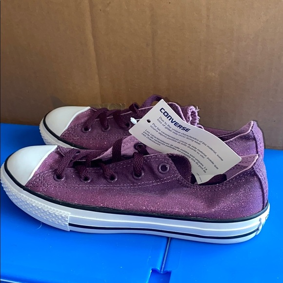 Converse - Picture 1 of 1